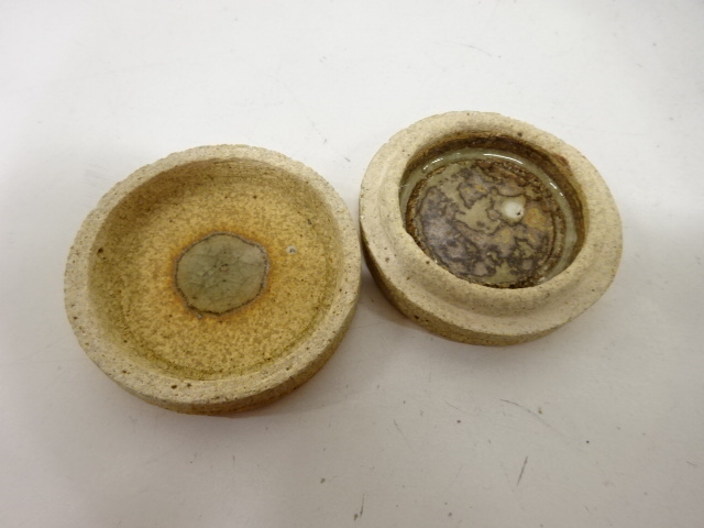  作家物　瓦　香合